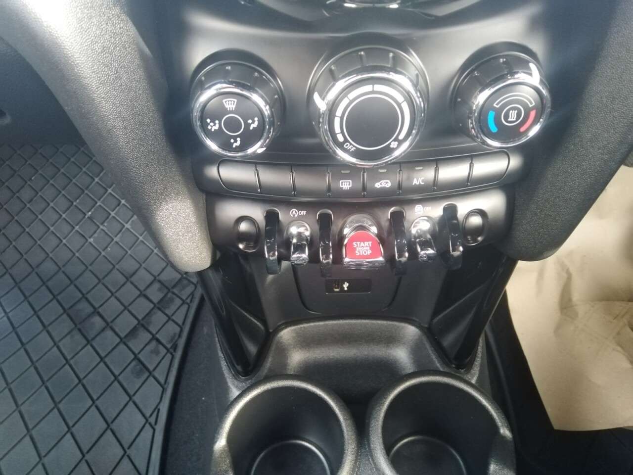 2018 MINI CONVERTIBLE 2018 MINI CONVERTIBLE