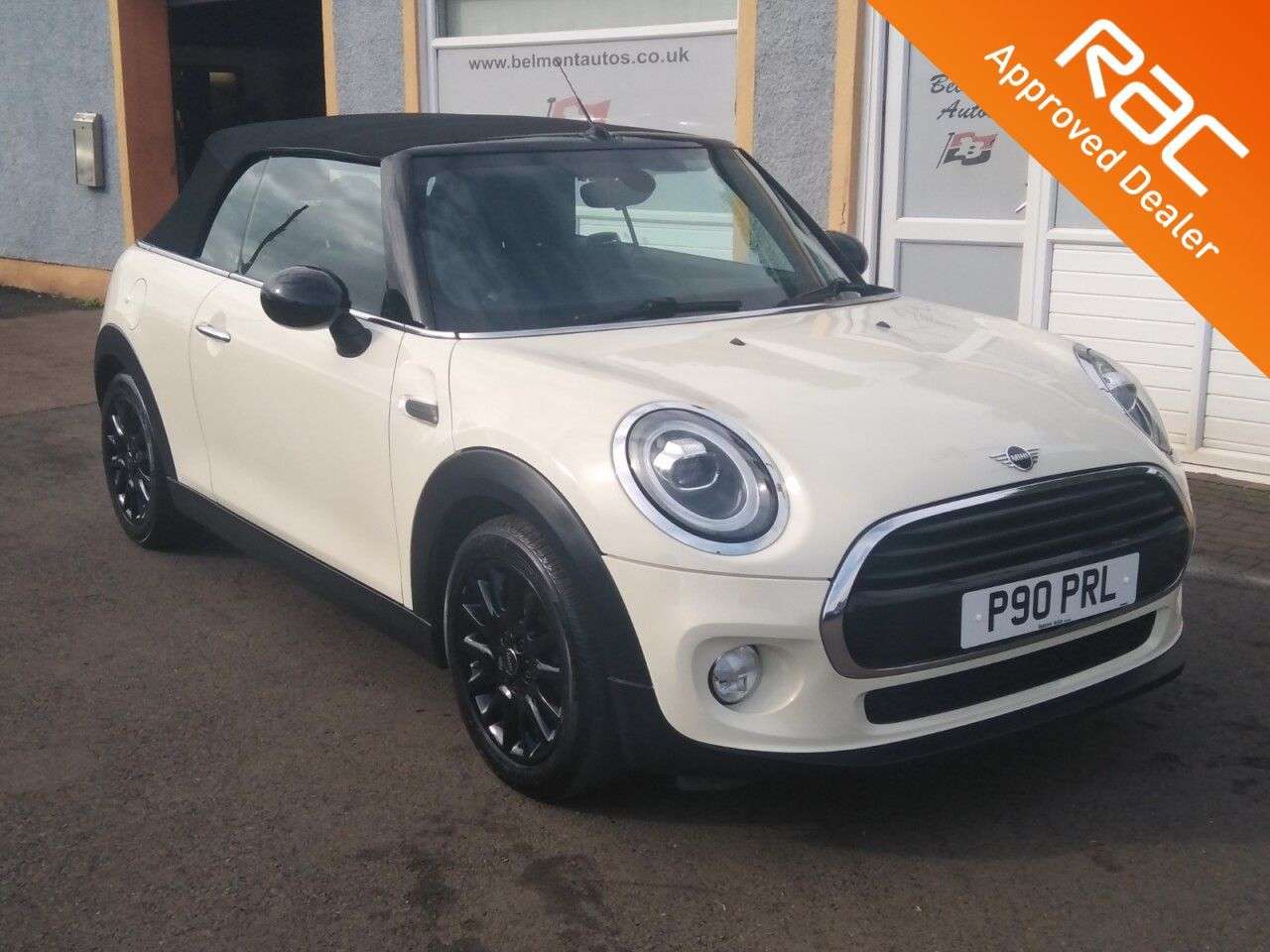 A 2018 MINI CONVERTIBLE 1.5 Cooper Convertible 2dr Petrol Manual Euro 6 (s/s) (136 ps) A 2018 MINI CONVERTIBLE 1.5 Cooper Convertible 2dr Petrol Manual Euro 6 (s/s) (136 ps)