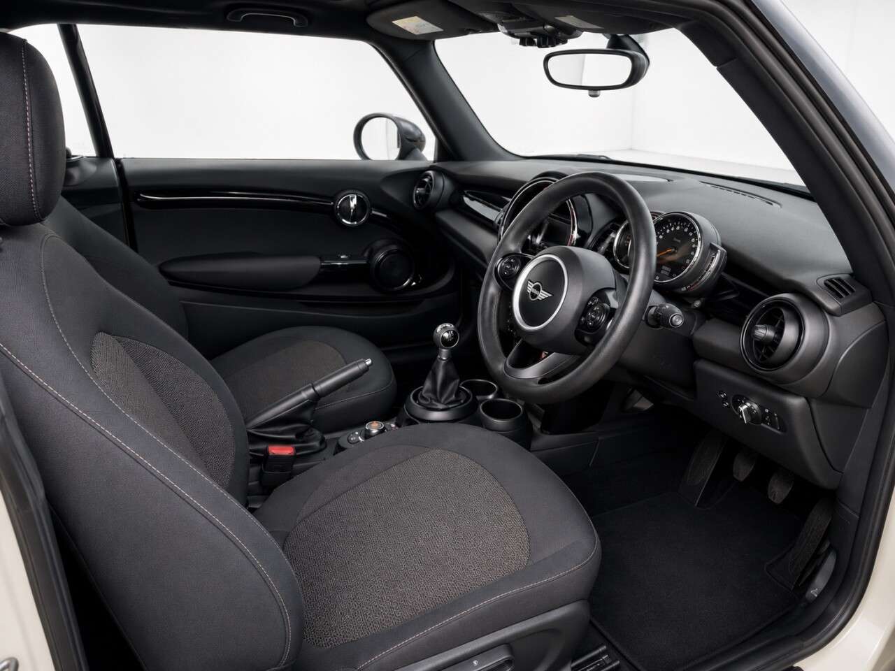 2018 MINI CONVERTIBLE 2018 MINI CONVERTIBLE