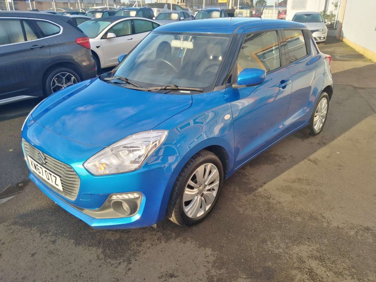 2017 SUZUKI SWIFT 2017 SUZUKI SWIFT