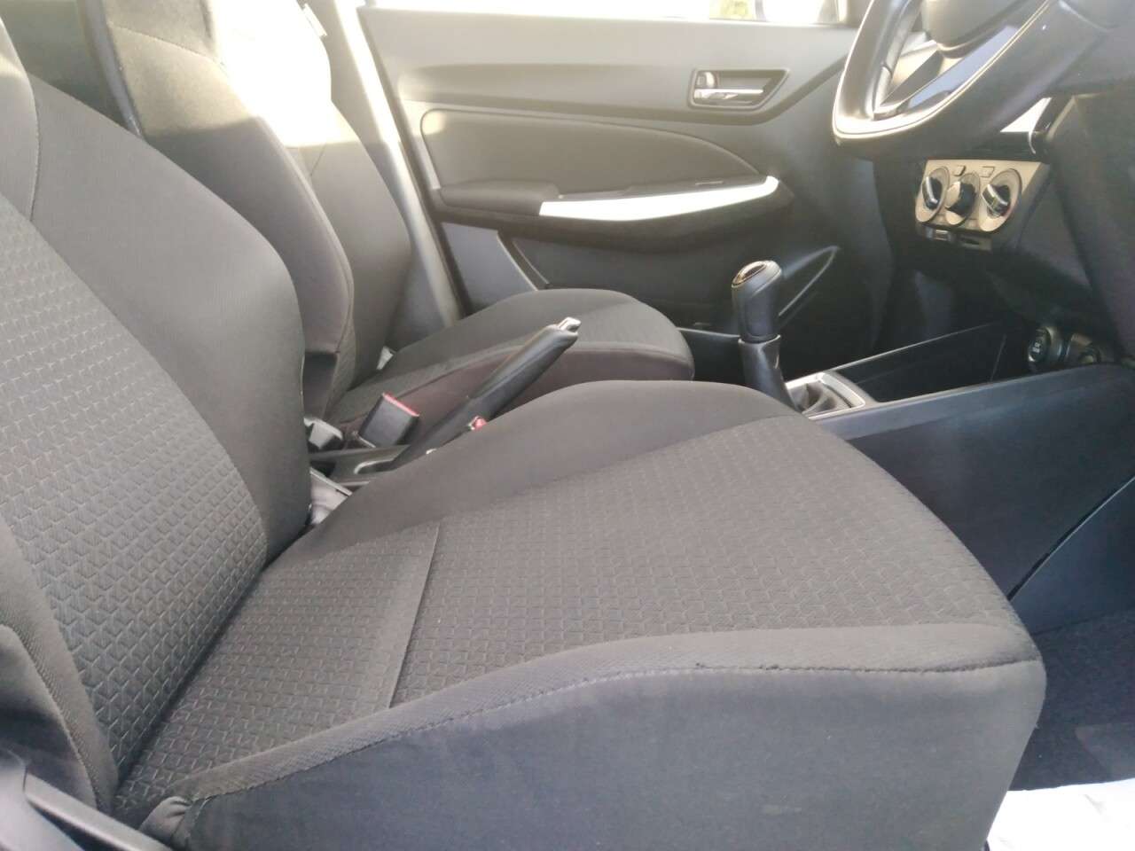 2017 SUZUKI SWIFT 2017 SUZUKI SWIFT