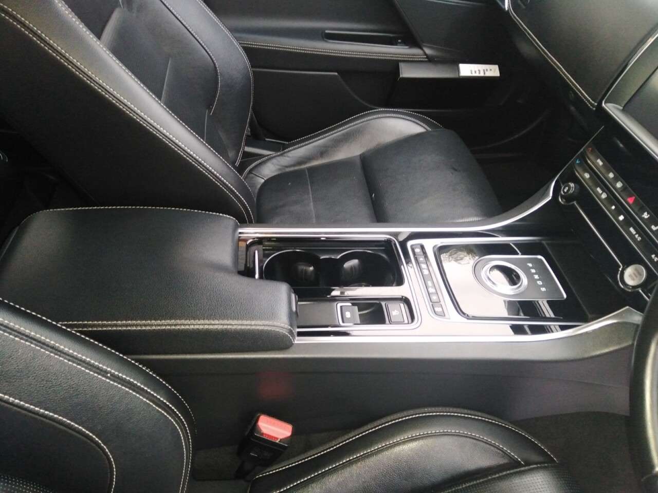 2018 JAGUAR XE 2018 JAGUAR XE