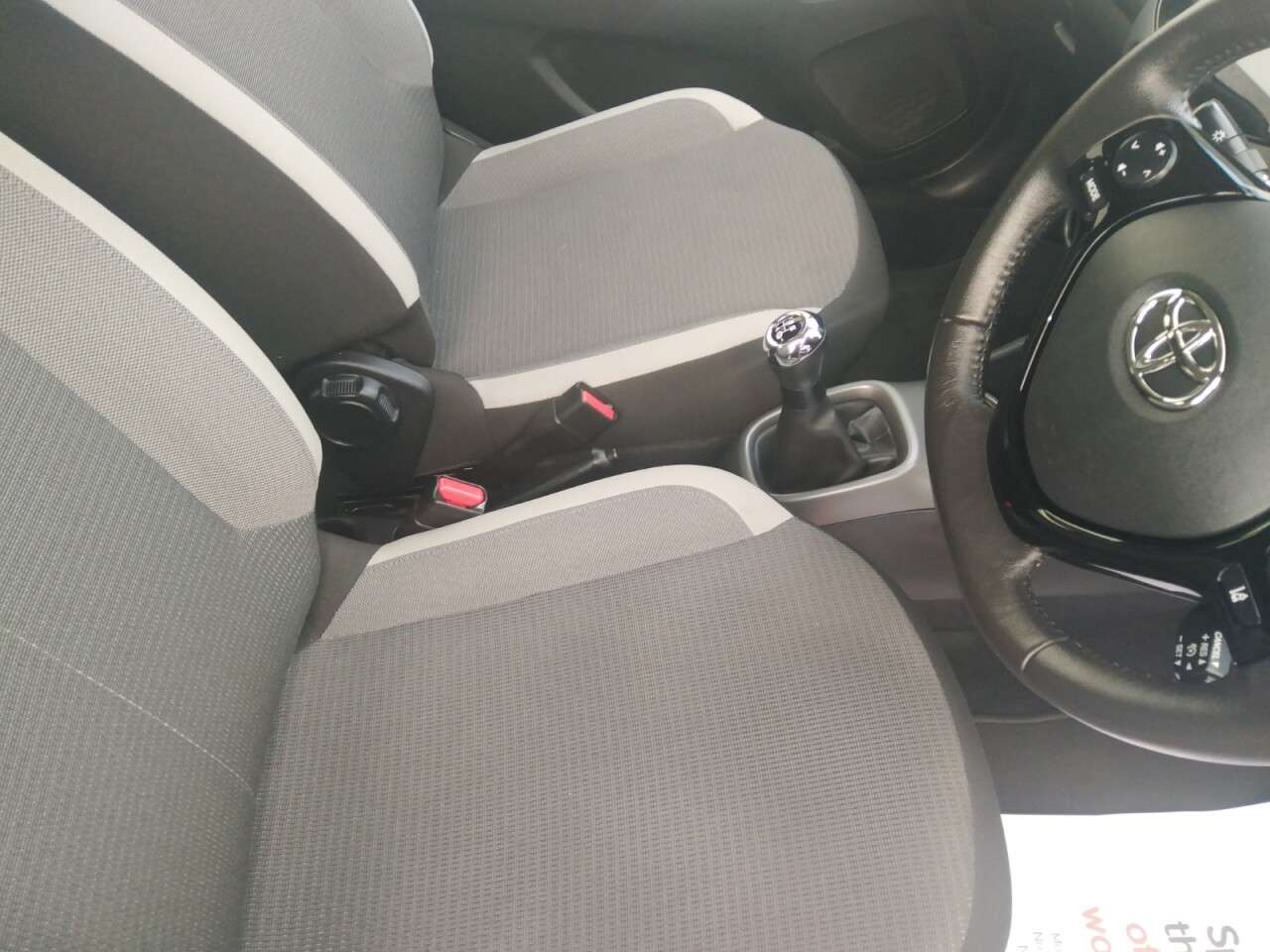 2021 TOYOTA AYGO 2021 TOYOTA AYGO