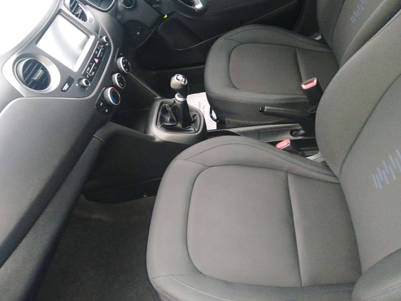 2018 HYUNDAI I10 2018 HYUNDAI I10