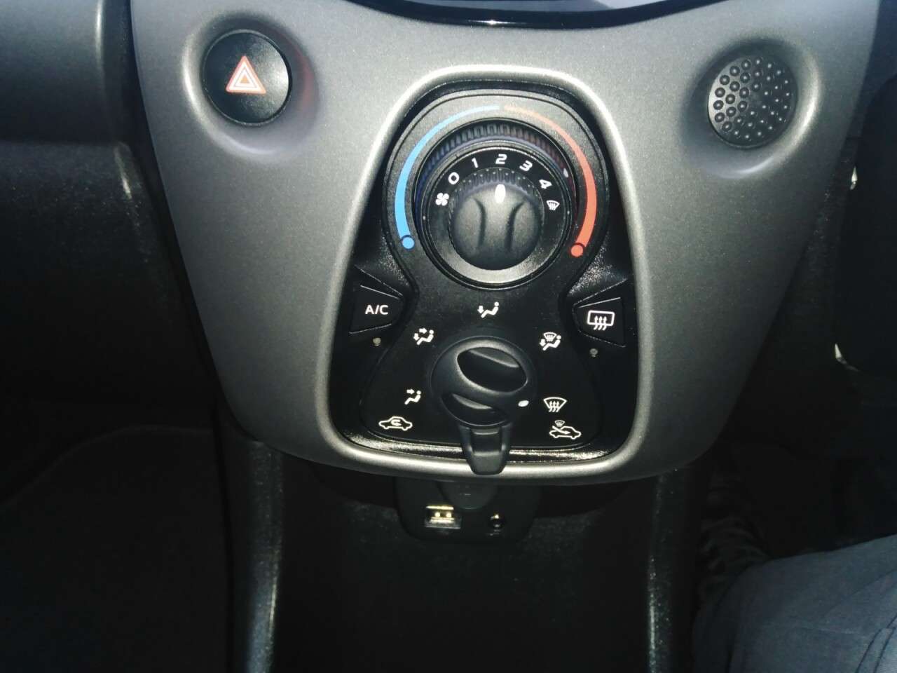 2019 TOYOTA AYGO 2019 TOYOTA AYGO