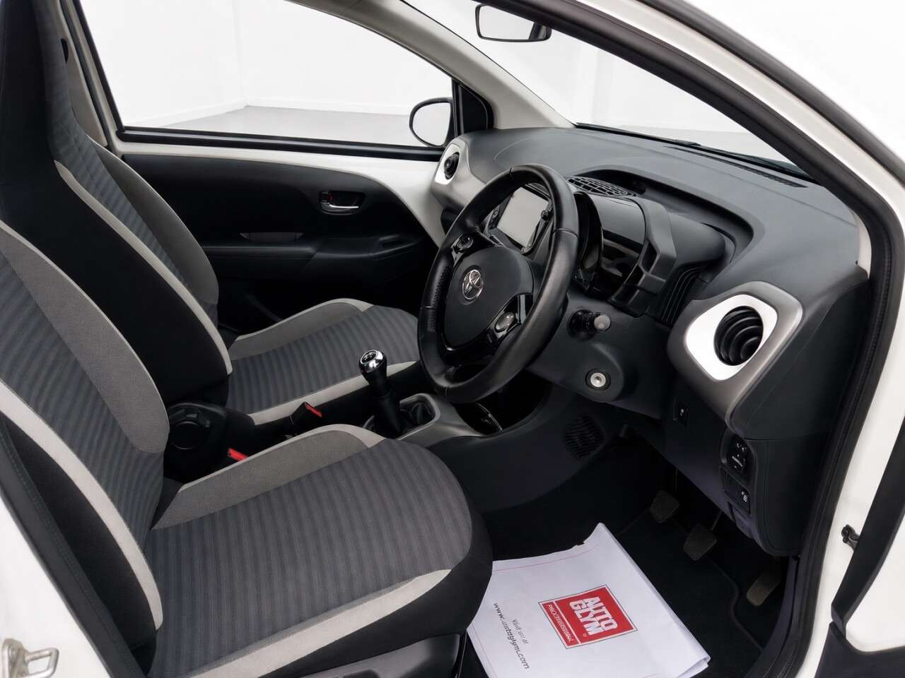 2019 TOYOTA AYGO 2019 TOYOTA AYGO
