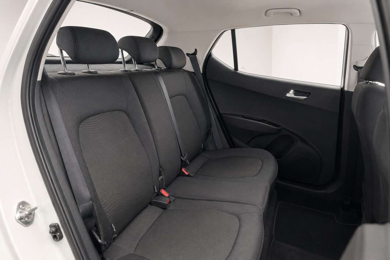 2018 HYUNDAI I10 2018 HYUNDAI I10