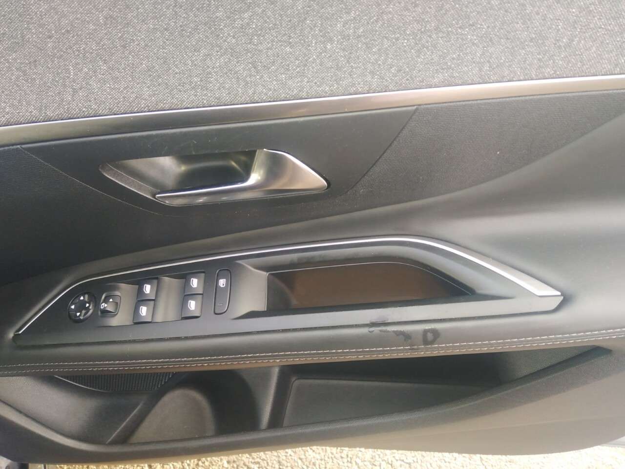 2018 PEUGEOT 3008 2018 PEUGEOT 3008