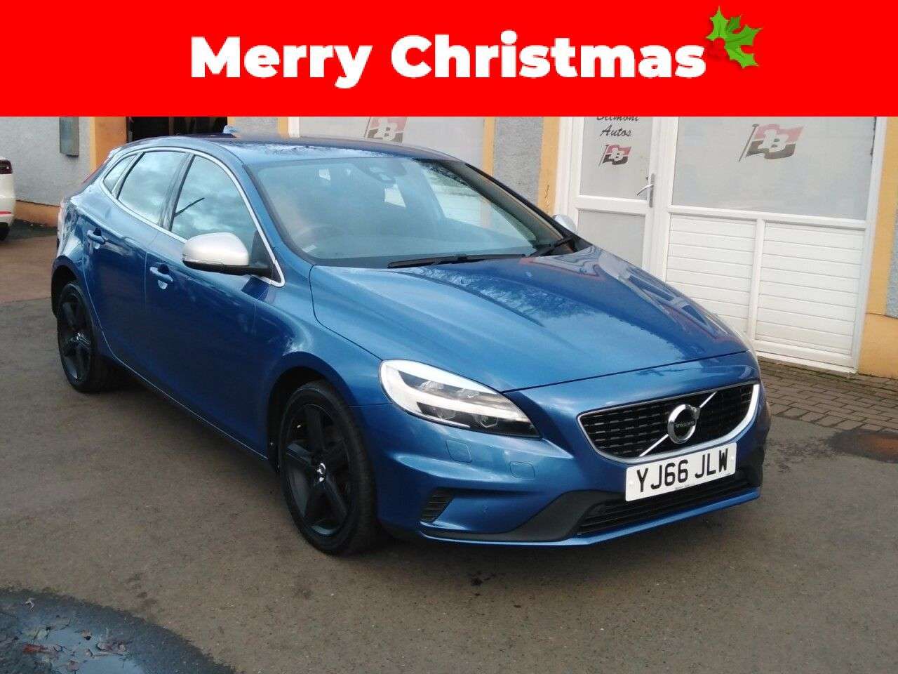 2016 VOLVO V40 2016 VOLVO V40