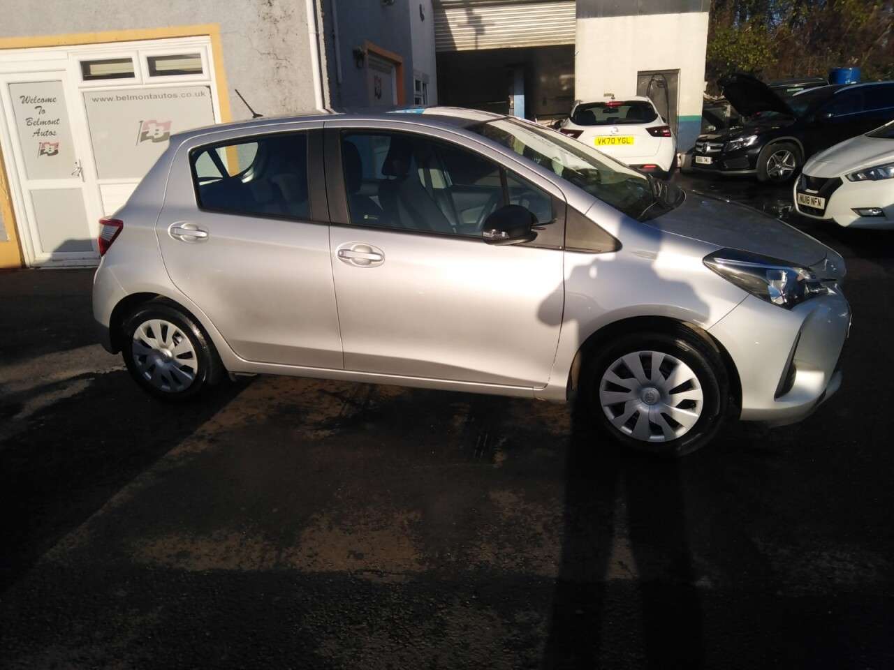 A 2018 TOYOTA YARIS 1.0 VVT-i Active Hatchback 5dr Petrol Manual Euro 6 (72 ps) A 2018 TOYOTA YARIS 1.0 VVT-i Active Hatchback 5dr Petrol Manual Euro 6 (72 ps)