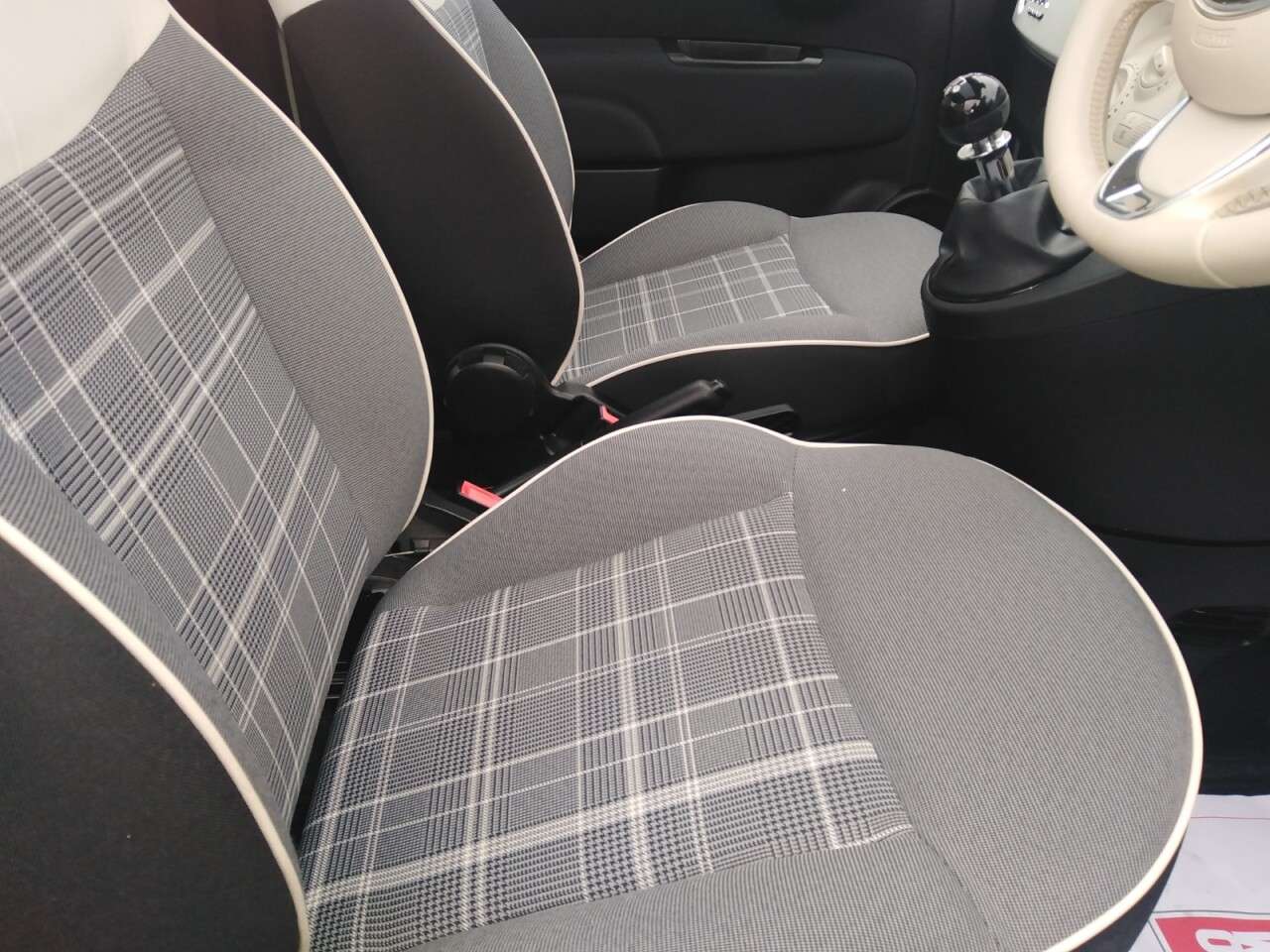 2020 FIAT 500 2020 FIAT 500