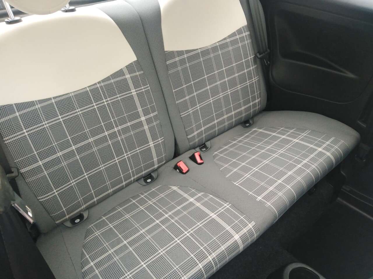 2020 FIAT 500 2020 FIAT 500