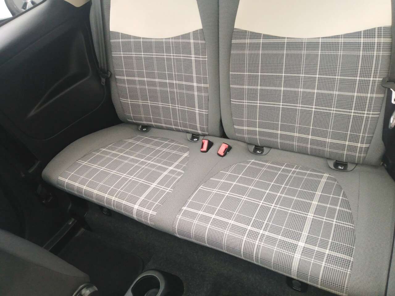 2020 FIAT 500 2020 FIAT 500