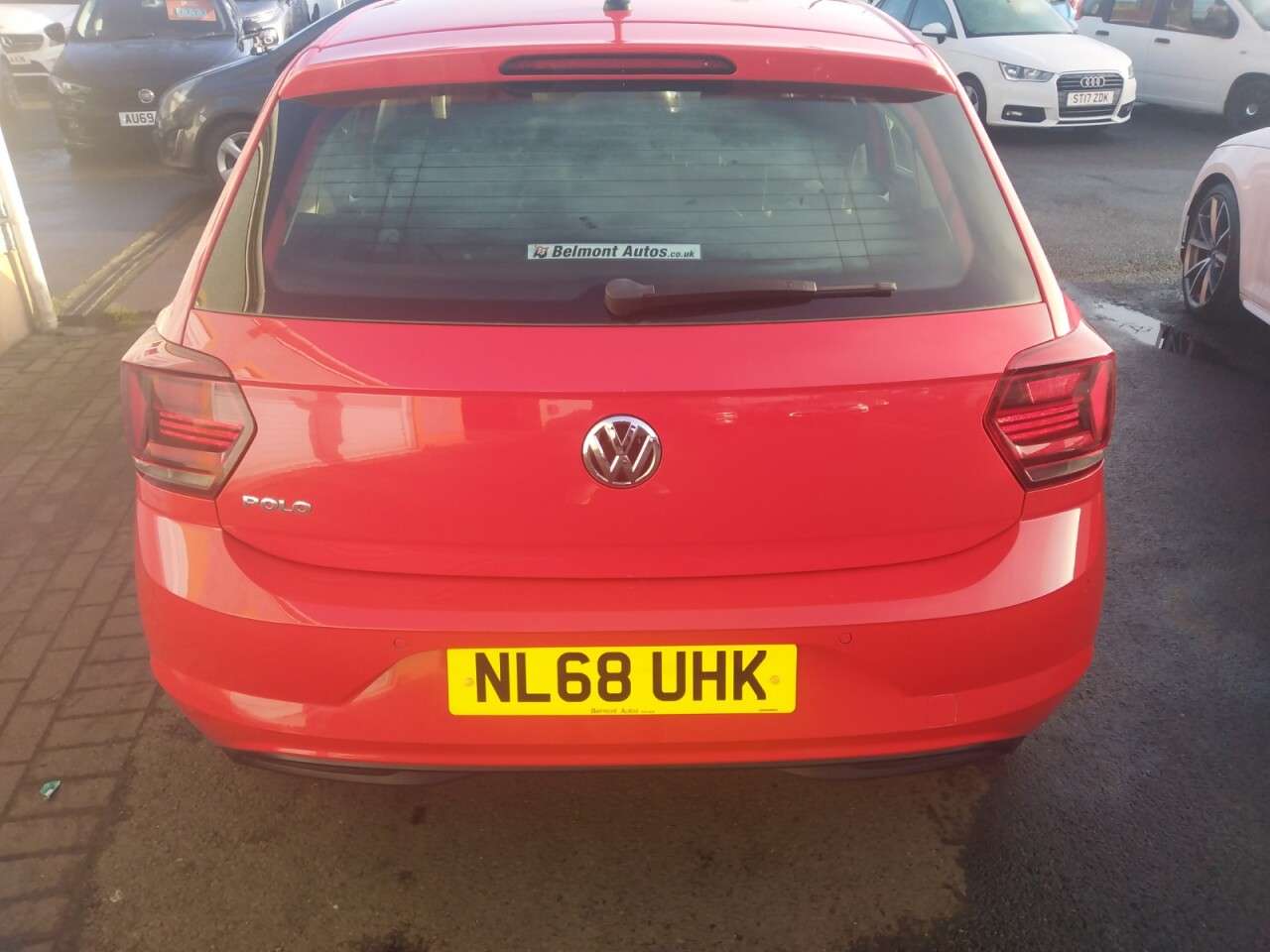 A 2018 VOLKSWAGEN POLO 1.0 TSI GPF SE Hatchback 5dr Petrol Manual Euro 6 (s/s) (95 ps) A 2018 VOLKSWAGEN POLO 1.0 TSI GPF SE Hatchback 5dr Petrol Manual Euro 6 (s/s) (95 ps)