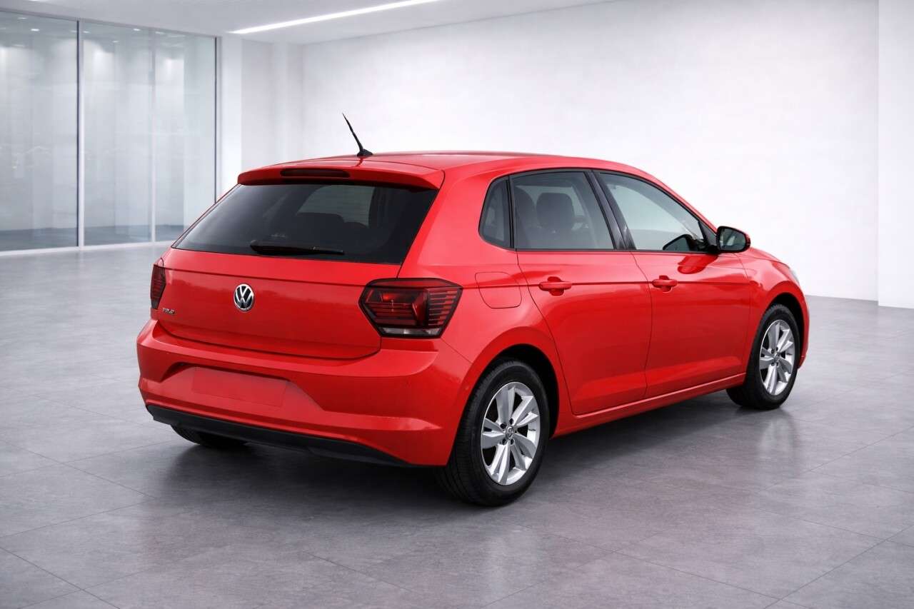 A 2018 VOLKSWAGEN POLO 1.0 TSI GPF SE Hatchback 5dr Petrol Manual Euro 6 (s/s) (95 ps) A 2018 VOLKSWAGEN POLO 1.0 TSI GPF SE Hatchback 5dr Petrol Manual Euro 6 (s/s) (95 ps)