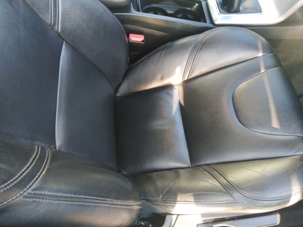 2018 VOLVO V40 2018 VOLVO V40