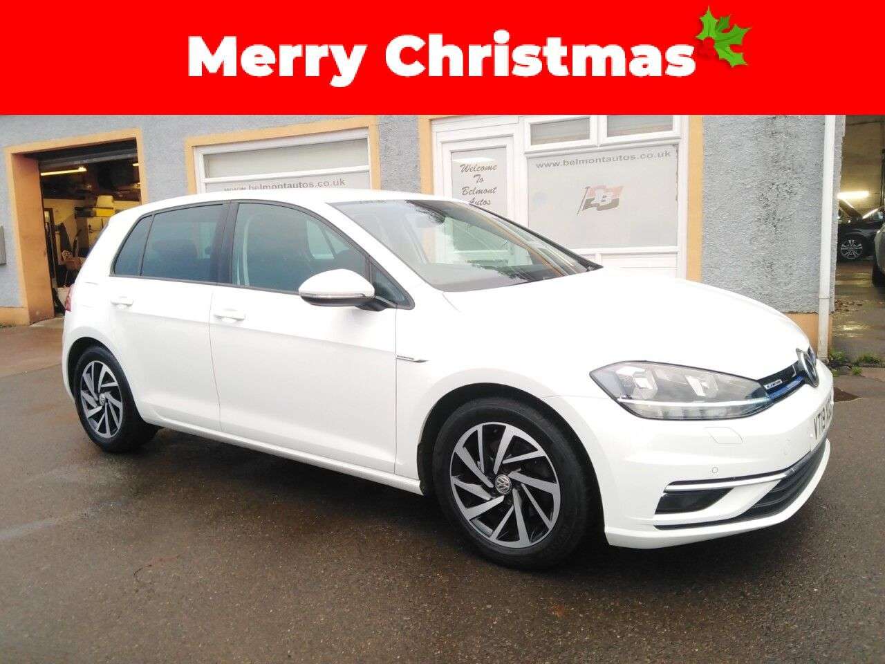 A 2019 VOLKSWAGEN GOLF 1.5 TSI EVO Match Hatchback 5dr Petrol Manual Euro 6 (s/s) (130 ps) A 2019 VOLKSWAGEN GOLF 1.5 TSI EVO Match Hatchback 5dr Petrol Manual Euro 6 (s/s) (130 ps)