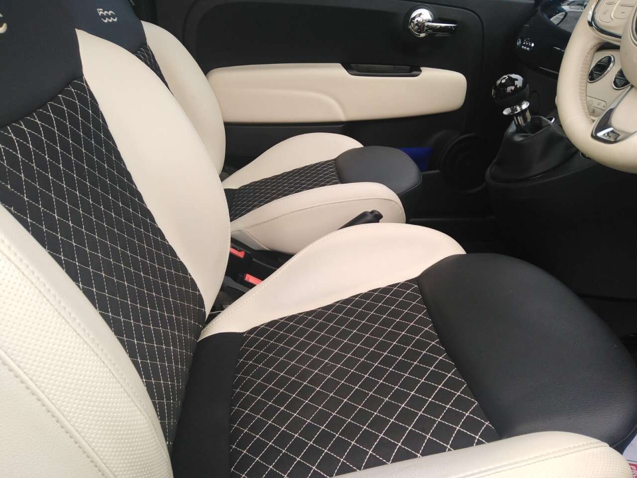 2022 FIAT 500 2022 FIAT 500