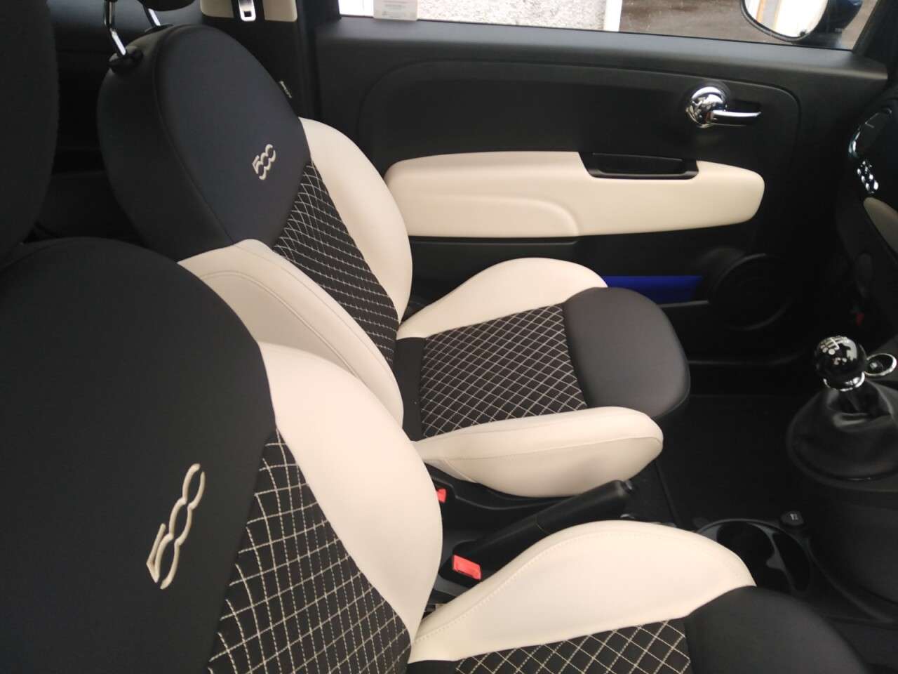 2022 FIAT 500 2022 FIAT 500