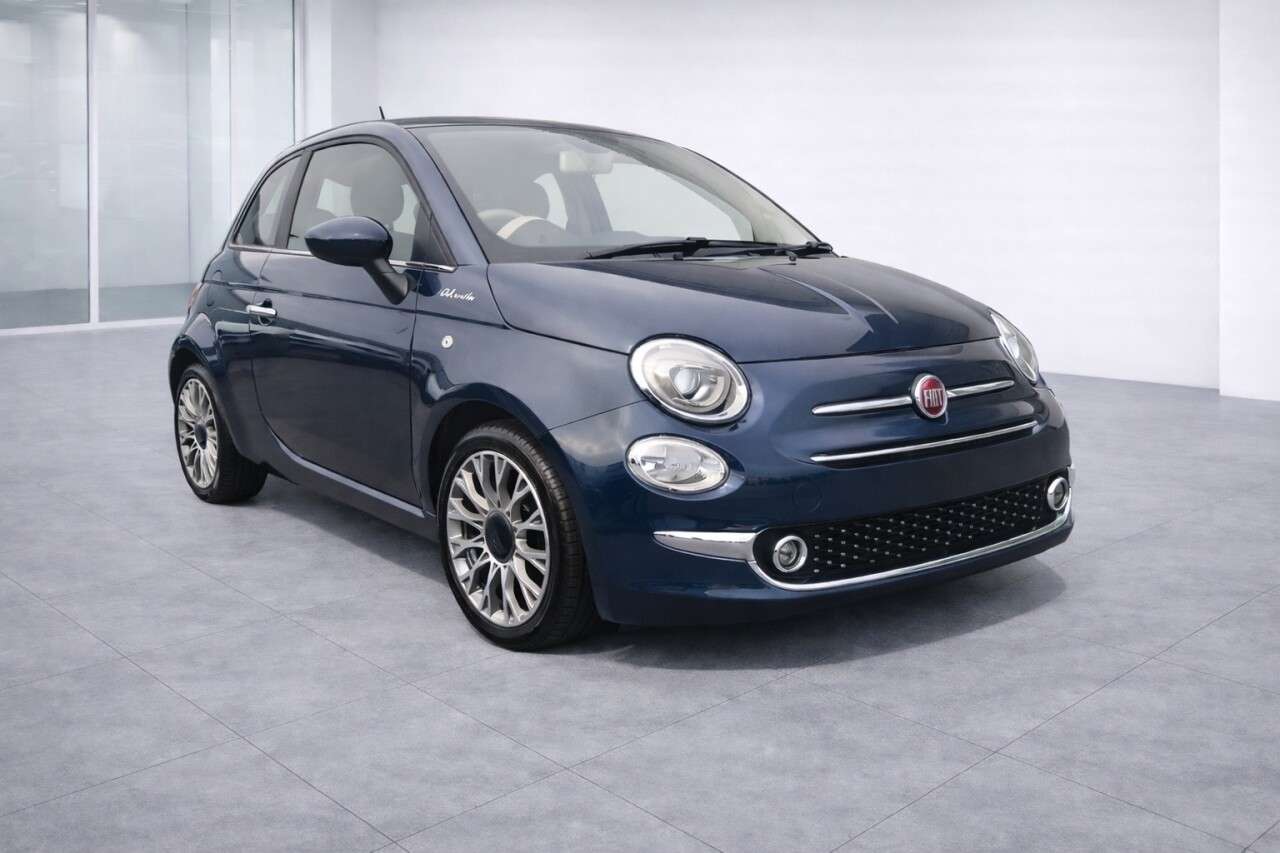 A 2022 FIAT 500 1.0 MHEV Dolcevita Hatchback 3dr Petrol Manual Euro 6 (s/s) (70 bhp) A 2022 FIAT 500 1.0 MHEV Dolcevita Hatchback 3dr Petrol Manual Euro 6 (s/s) (70 bhp)