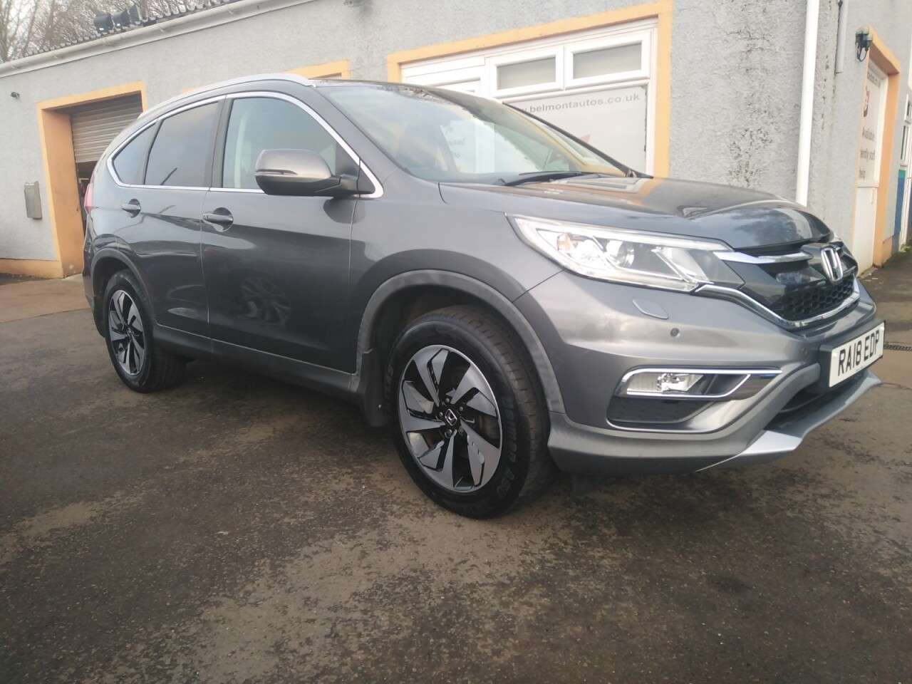 A 2018 HONDA CR-V 1.6 i-DTEC EX SUV 5dr Diesel Manual 4WD Euro 6 (s/s) (160 ps) A 2018 HONDA CR-V 1.6 i-DTEC EX SUV 5dr Diesel Manual 4WD Euro 6 (s/s) (160 ps)
