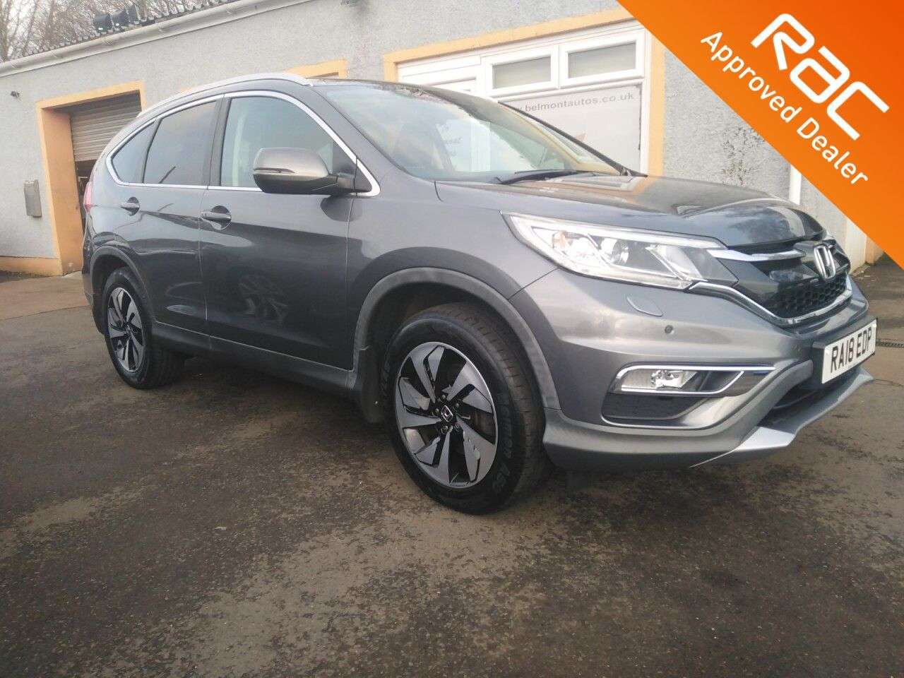 A 2018 HONDA CR-V 1.6 i-DTEC EX SUV 5dr Diesel Manual 4WD Euro 6 (s/s) (160 ps) A 2018 HONDA CR-V 1.6 i-DTEC EX SUV 5dr Diesel Manual 4WD Euro 6 (s/s) (160 ps)