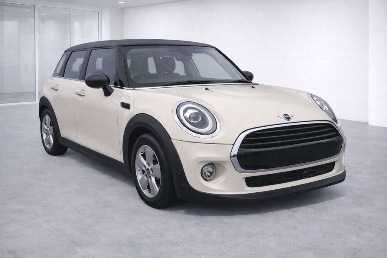 A 2019 MINI HATCH 1.5 Cooper Classic Hatchback 5dr Petrol Manual Euro 6 (s/s) (136 ps) A 2019 MINI HATCH 1.5 Cooper Classic Hatchback 5dr Petrol Manual Euro 6 (s/s) (136 ps)