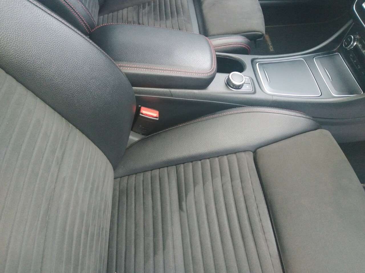 2019 MERCEDES-BENZ 180 2019 MERCEDES-BENZ 180