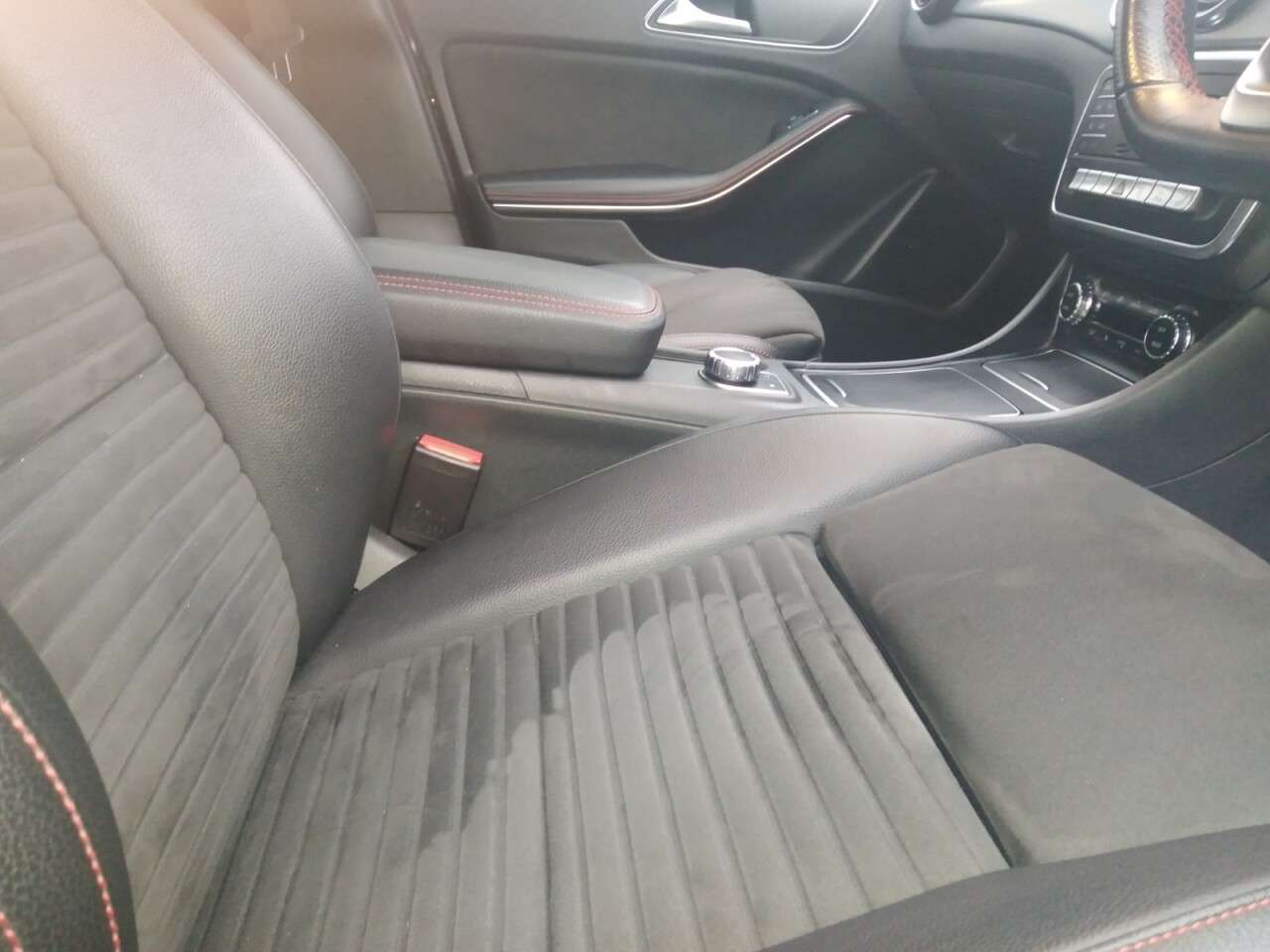 2019 MERCEDES-BENZ 180 2019 MERCEDES-BENZ 180