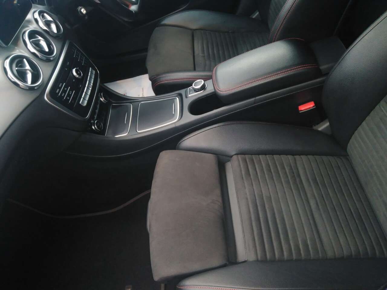 2019 MERCEDES-BENZ 180 2019 MERCEDES-BENZ 180