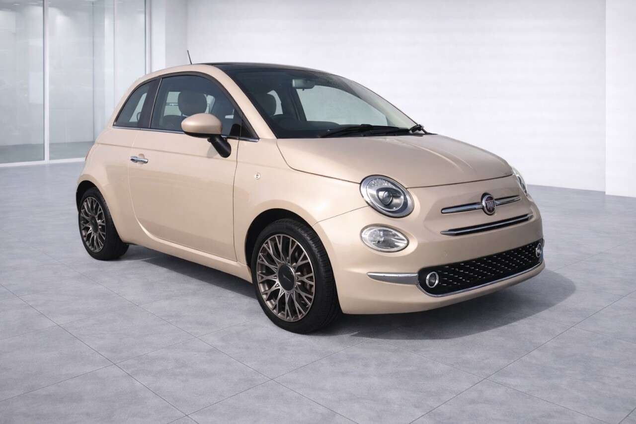 A 2021 FIAT 500 1.0 MHEV Star Hatchback 3dr Petrol Manual Euro 6 (s/s) (70 bhp) A 2021 FIAT 500 1.0 MHEV Star Hatchback 3dr Petrol Manual Euro 6 (s/s) (70 bhp)