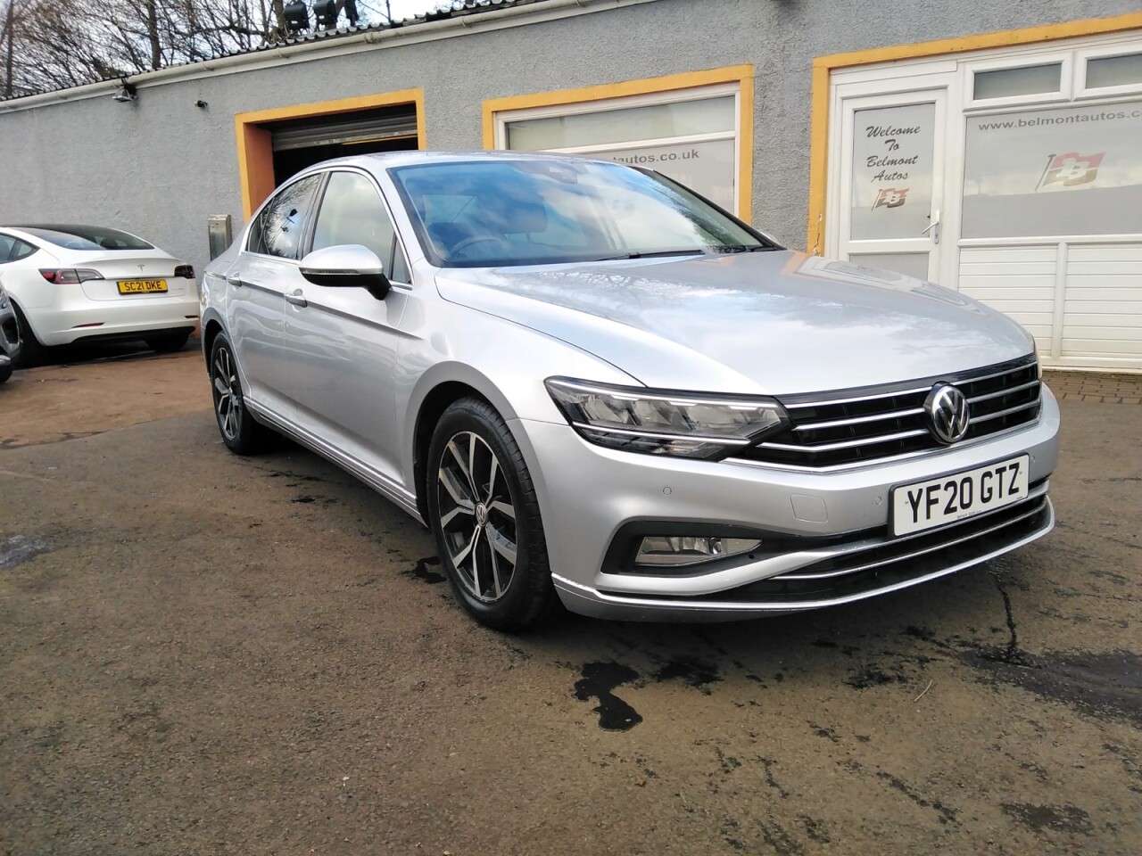 A 2020 VOLKSWAGEN PASSAT 1.5 TSI EVO SEL Saloon 4dr Petrol Manual Euro 6 (s/s) (150 ps) A 2020 VOLKSWAGEN PASSAT 1.5 TSI EVO SEL Saloon 4dr Petrol Manual Euro 6 (s/s) (150 ps)