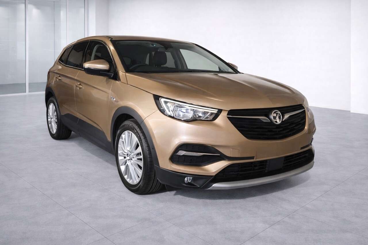A 2018 VAUXHALL GRANDLAND X 1.2 Turbo Tech Line Nav SUV 5dr Petrol Manual Euro 6 (s/s) (130 ps) A 2018 VAUXHALL GRANDLAND X 1.2 Turbo Tech Line Nav SUV 5dr Petrol Manual Euro 6 (s/s) (130 ps)