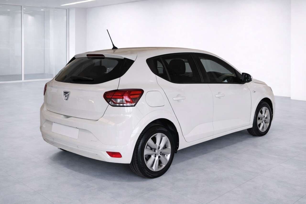 A 2022 DACIA SANDERO 1.0 TCe Comfort Hatchback 5dr Petrol Manual Euro 6 (s/s) (90 ps) A 2022 DACIA SANDERO 1.0 TCe Comfort Hatchback 5dr Petrol Manual Euro 6 (s/s) (90 ps)