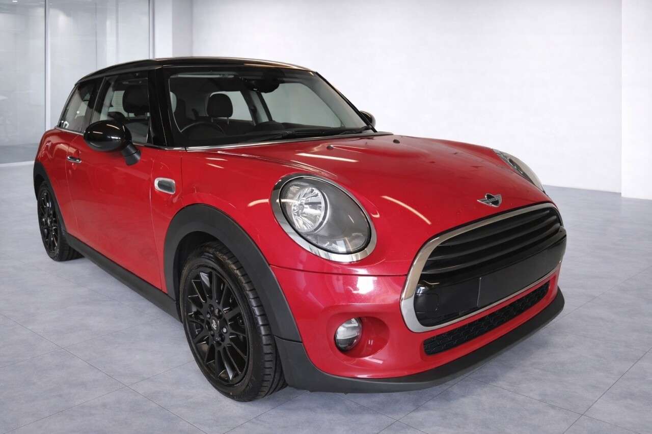 A 2016 MINI HATCH 1.5 Cooper Hatchback 3dr Petrol Manual Euro 6 (s/s) (136 ps) A 2016 MINI HATCH 1.5 Cooper Hatchback 3dr Petrol Manual Euro 6 (s/s) (136 ps)