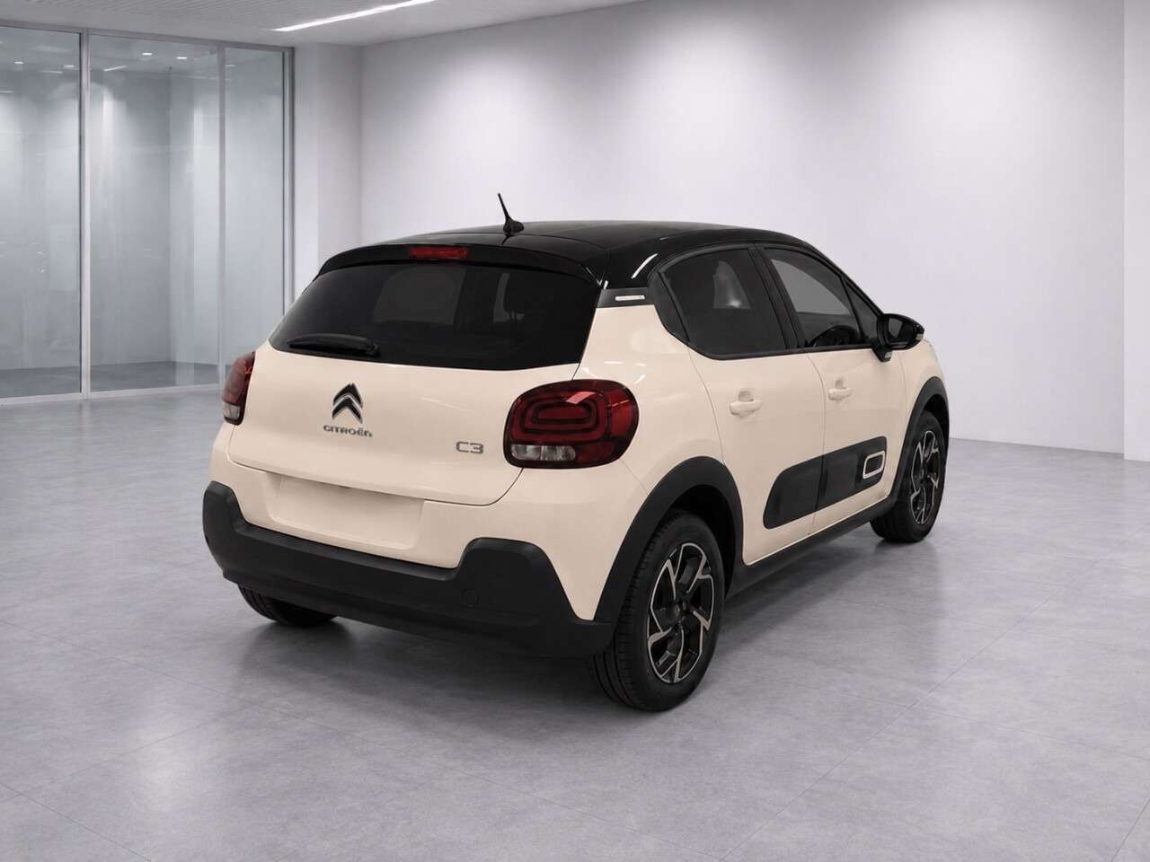 A 2021 CITROEN C3 1.2 PureTech Shine Hatchback 5dr Petrol Manual Euro 6 (s/s) (83 ps) A 2021 CITROEN C3 1.2 PureTech Shine Hatchback 5dr Petrol Manual Euro 6 (s/s) (83 ps)