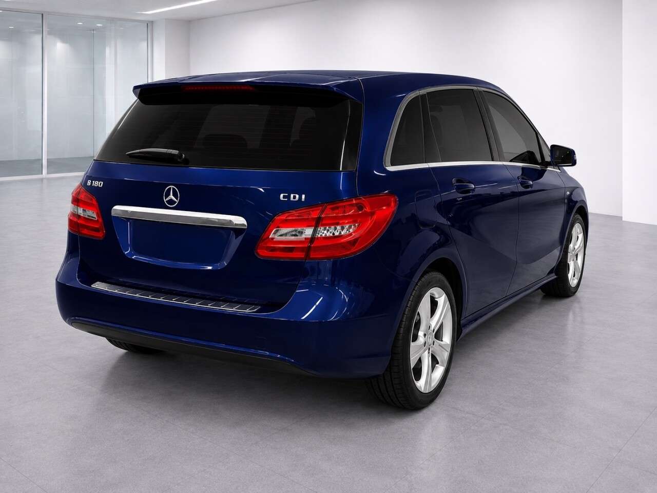 A 2012 MERCEDES-BENZ B-CLASS 1.8 B180 CDI BlueEfficiency Sport MPV 5dr Diesel Manual Euro 5 (s/s) (109 p A 2012 MERCEDES-BENZ B-CLASS 1.8 B180 CDI BlueEfficiency Sport MPV 5dr Diesel Manual Euro 5 (s/s) (109 p