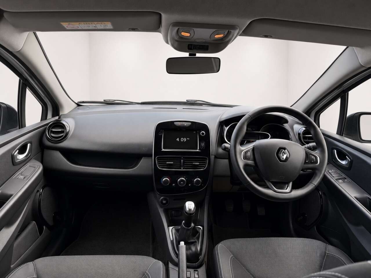 2019 RENAULT CLIO 2019 RENAULT CLIO