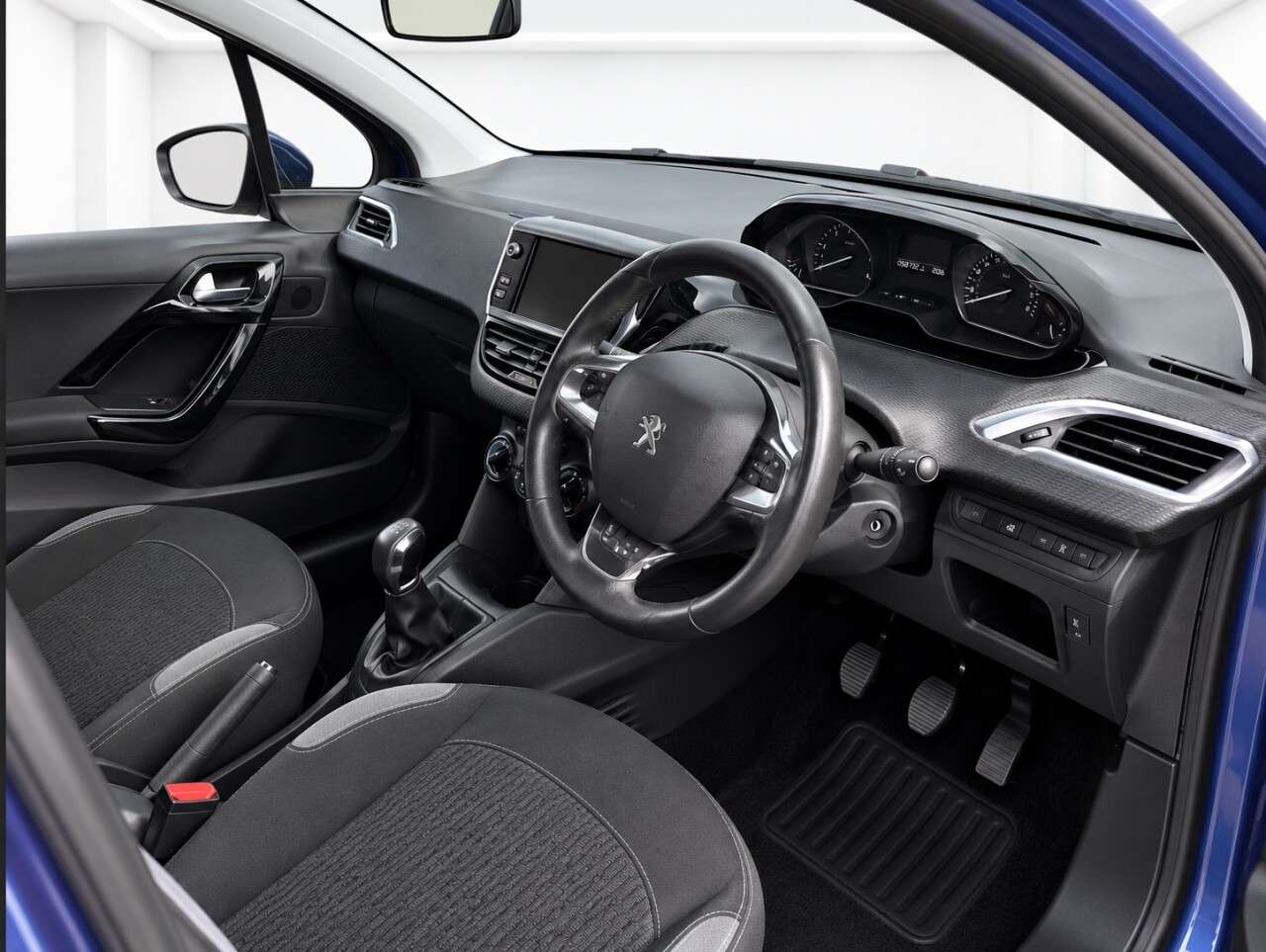 2016 PEUGEOT 208 2016 PEUGEOT 208