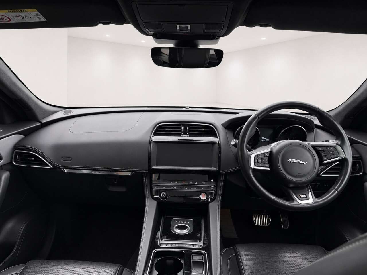 2019 JAGUAR F-PACE 2019 JAGUAR F-PACE