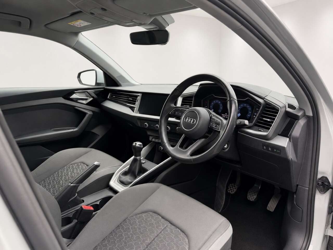 2021 AUDI A1 2021 AUDI A1