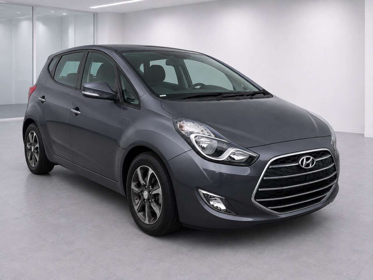 A 2019 HYUNDAI IX20 1.6 SE Nav Hatchback 5dr Petrol Auto Euro 6 (125 ps) A 2019 HYUNDAI IX20 1.6 SE Nav Hatchback 5dr Petrol Auto Euro 6 (125 ps)