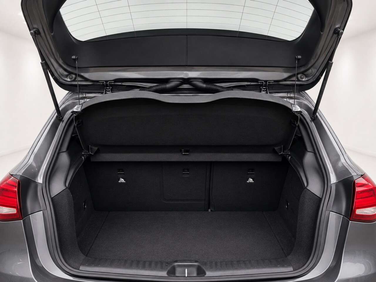 2018 MERCEDES-BENZ A CLASS 2018 MERCEDES-BENZ A CLASS