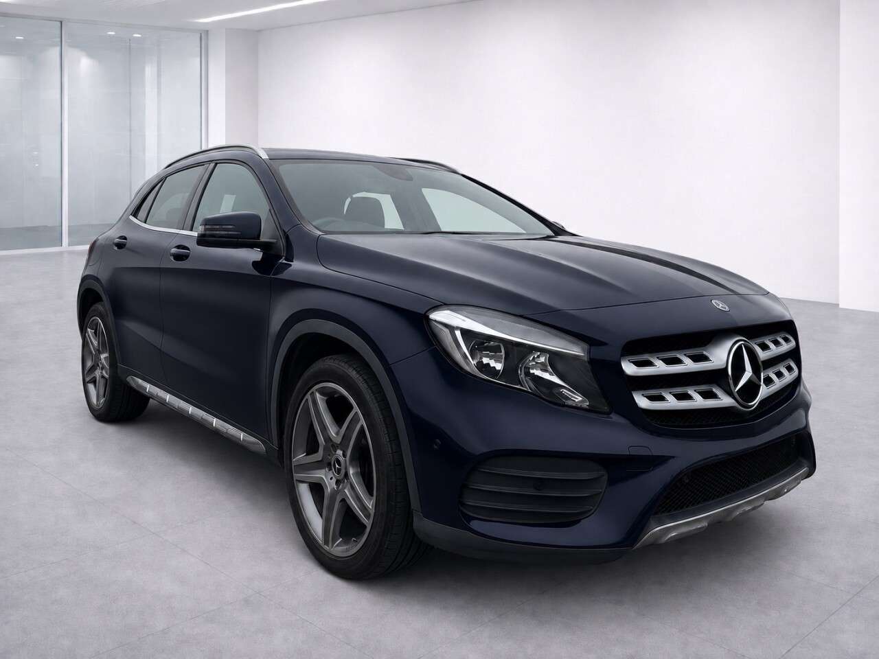 A 2018 MERCEDES-BENZ 180 1.6 GLA200 AMG Line SUV 5dr Petrol Manual Euro 6 (s/s) (156 ps) A 2018 MERCEDES-BENZ 180 1.6 GLA200 AMG Line SUV 5dr Petrol Manual Euro 6 (s/s) (156 ps)