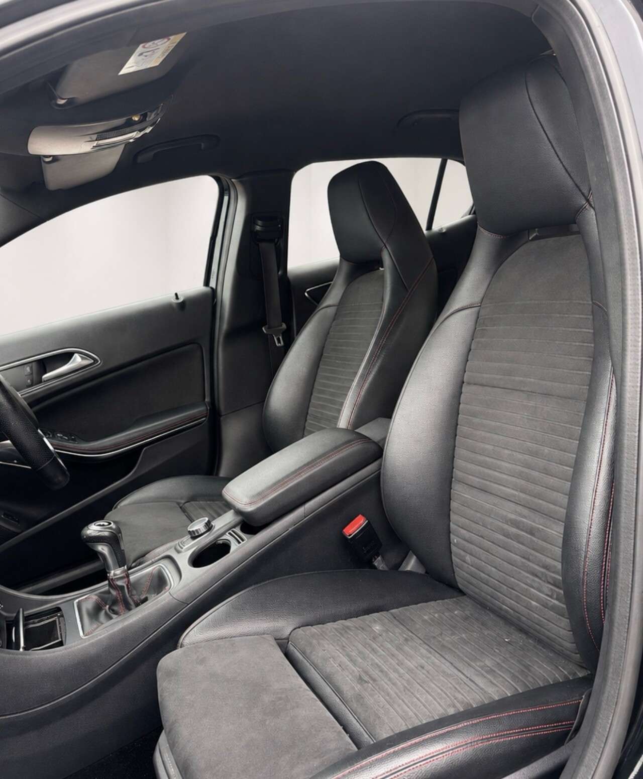 2018 MERCEDES-BENZ 180 2018 MERCEDES-BENZ 180
