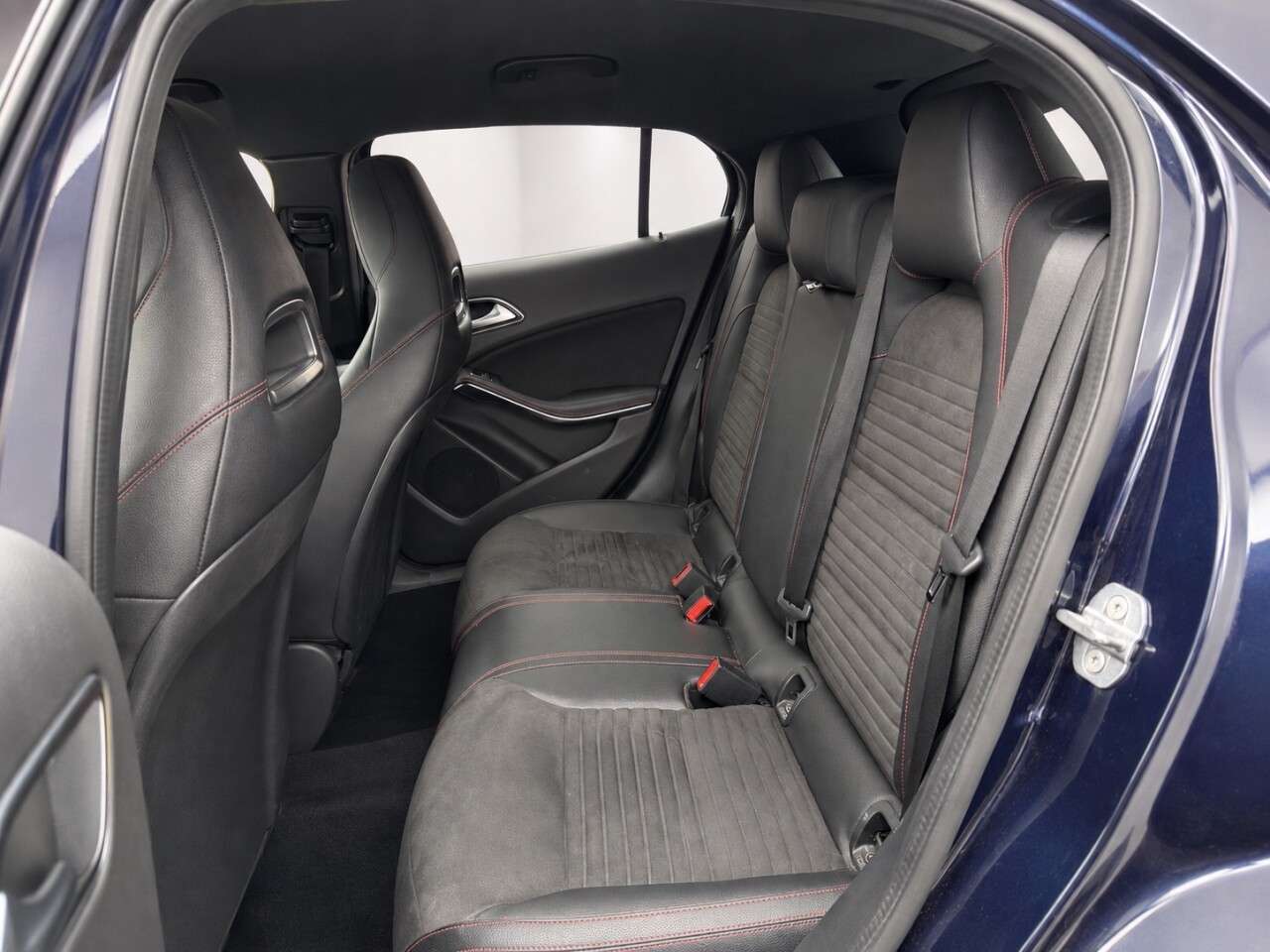 2018 MERCEDES-BENZ 180 2018 MERCEDES-BENZ 180