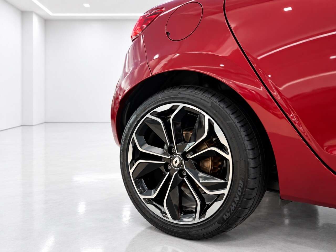 2019 RENAULT CLIO 2019 RENAULT CLIO