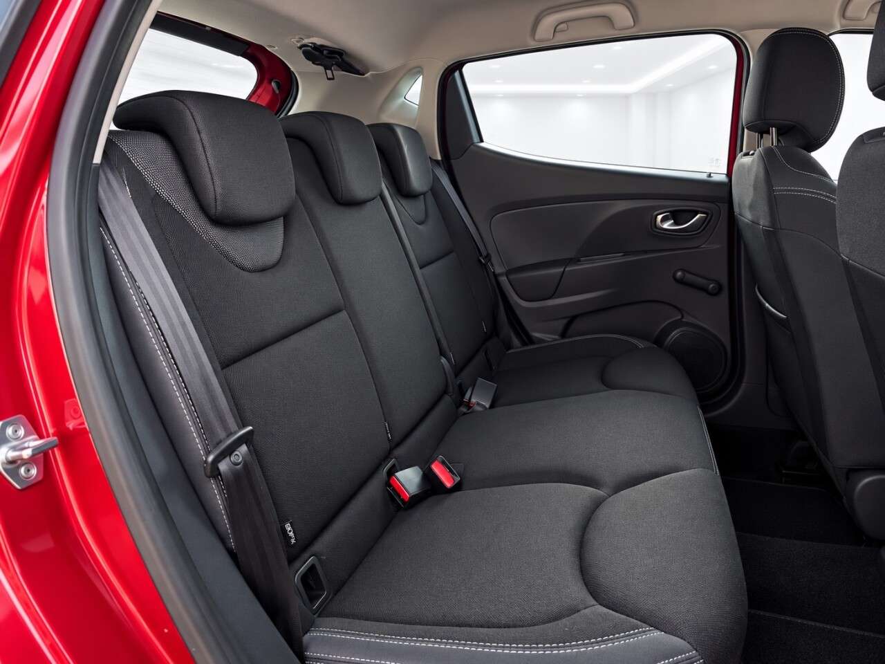 2019 RENAULT CLIO 2019 RENAULT CLIO