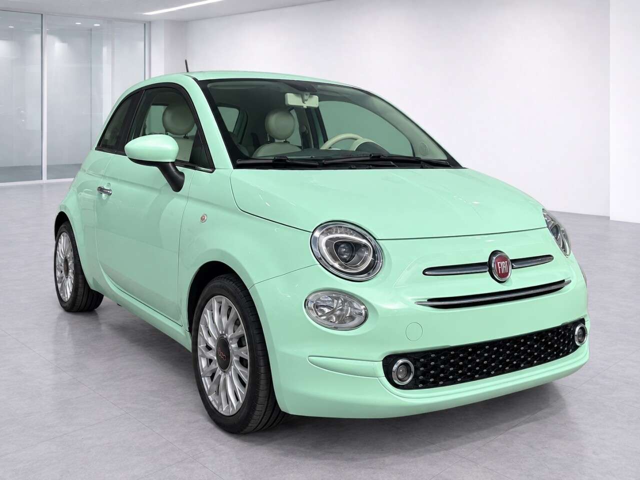 A 2019 FIAT 500 1.2 Lounge Hatchback 3dr Petrol Manual Euro 6 (s/s) (69 bhp) A 2019 FIAT 500 1.2 Lounge Hatchback 3dr Petrol Manual Euro 6 (s/s) (69 bhp)