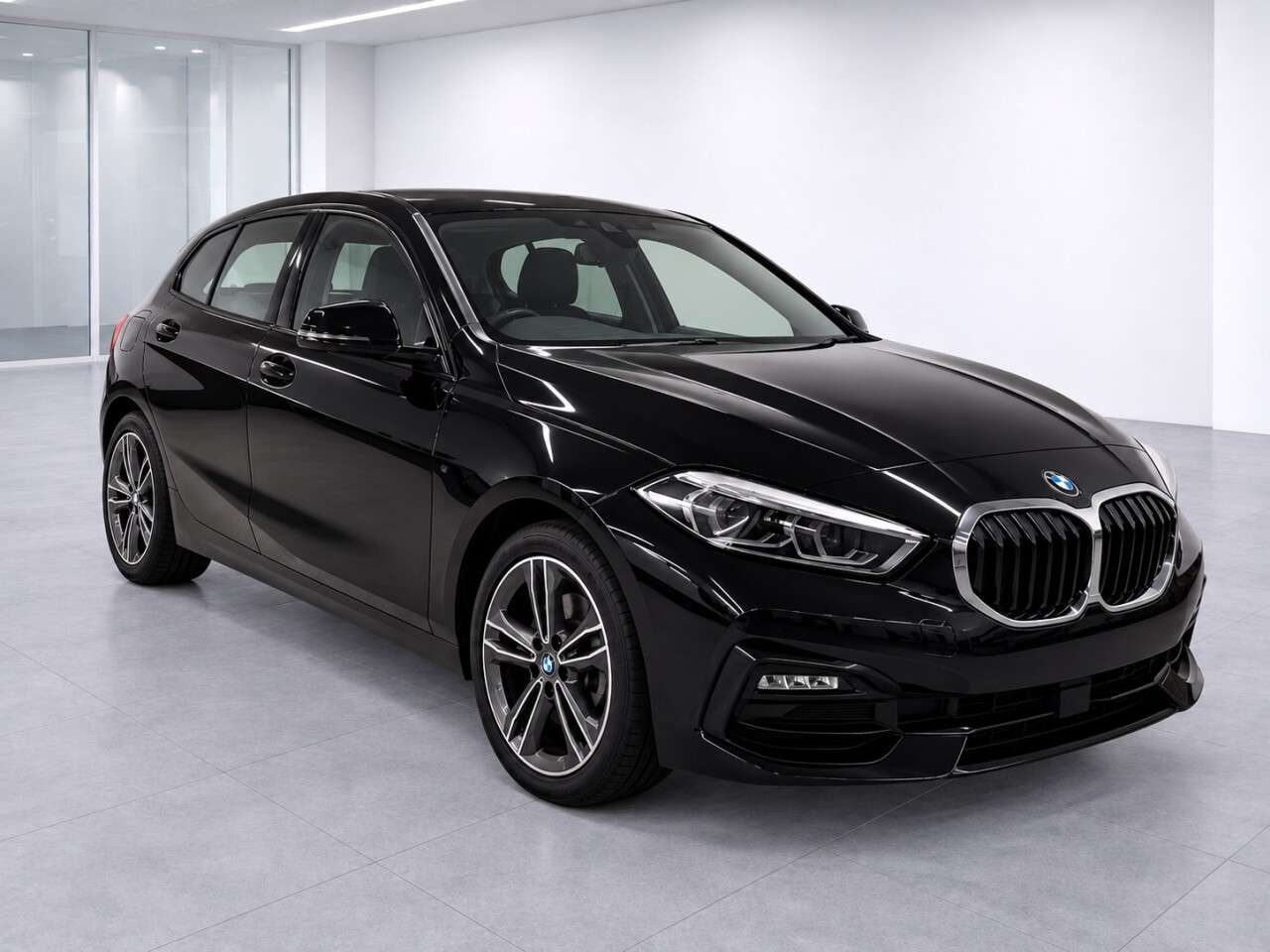 A 2022 BMW 1 SERIES 1.5 118i Sport (LCP) Hatchback 5dr Petrol Manual Euro 6 (s/s) (136 ps) A 2022 BMW 1 SERIES 1.5 118i Sport (LCP) Hatchback 5dr Petrol Manual Euro 6 (s/s) (136 ps)
